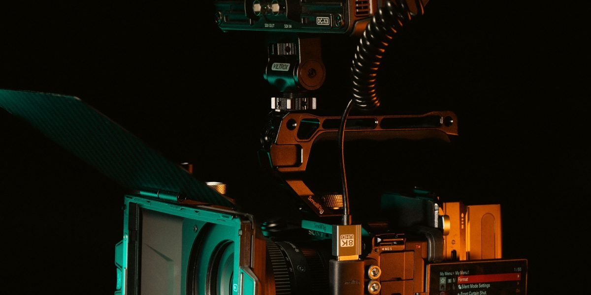 This article explains how live sports broadcasts borrow film and cinematography techniques to turn ordinary games into cinematic experiences that feel emotional...